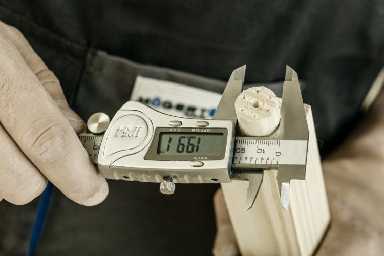 Штангенциркуль электронный, 150, HT4M274 уп 1 шт Hoegert