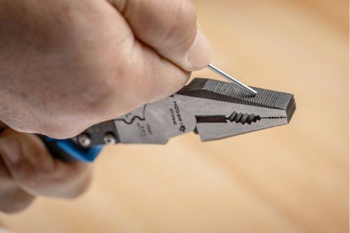 Плоскогубцы многофункциональные, CrV, HT1P242 уп 1 шт Hoegert